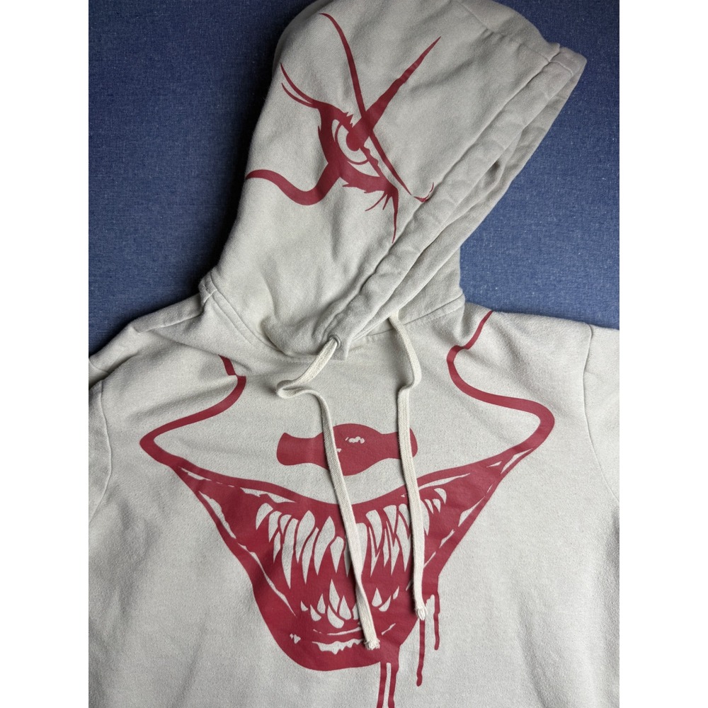 IT Chapter Two Pennywise Horror Movie Hoodie Tan Red Graphic Sweatshirt Small - Picture 2 of 10